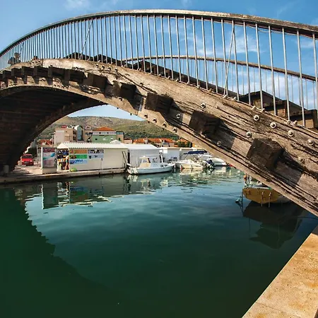 Apartament Two-bedroom In Trogir